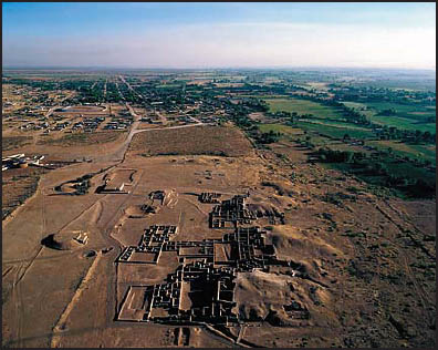 The massive site of Casas Grandes, also known as Paquimé, has undergone major excavation and stabilization. This issue of <i>Archaeology Southwest</i> places the Casas Grandes community in the larger context of Chihuahua, Mexico. Photograph © Adriel Heisey.