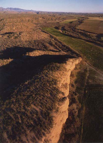 Reeve Ruin, on a mesa high above the San Pedro River, was the home of Western Pueblo immigrants in the thirteenth and fourteenth centuries. Today, it is a place of deep meaning to many Native American groups. Photograph © Adriel Heisey.