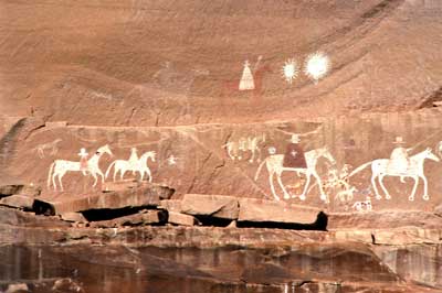 Navajo and Apache rock paintings and petroglyphs of horses. Photo courtesy of Evelyn Billo and Robert Mark, Rupestrian CyberServices.