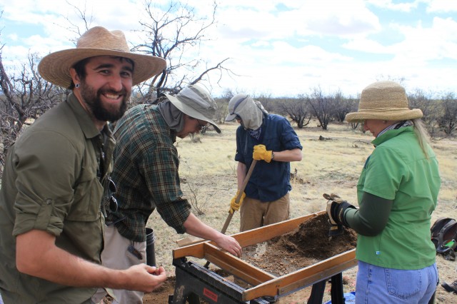 Lewis Borck (left) oversees a team of volunteers during Edge of Salado fieldwork.