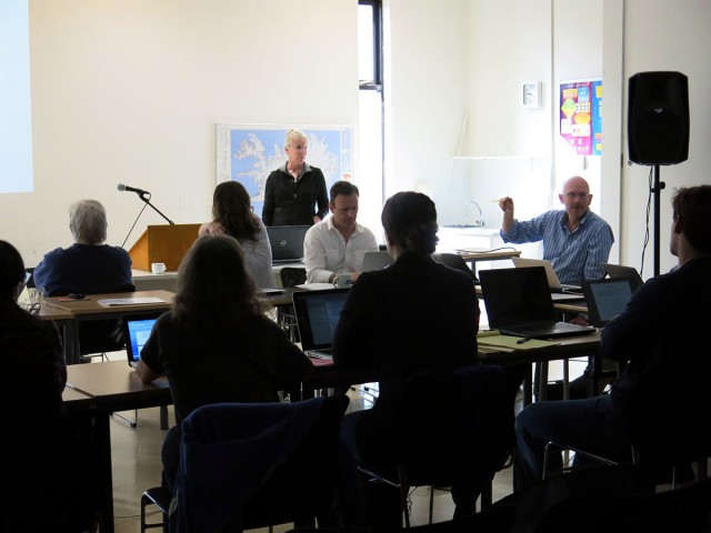 Fruitful discussions among the Southwest and North Atlantic teams (photo by Brenda Shears).