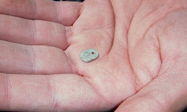 Turquoise pendant. Photo by Steve Cox. Click to enlarge.