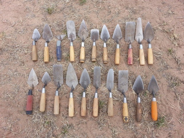 Many Trowels