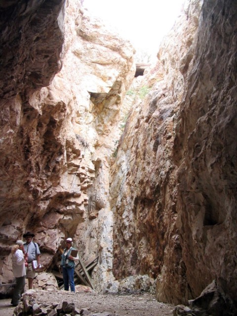 The Tiffany Mine, Cerrillos Mining District, southwest of Santa Fe, NM. Courtesy of Sharon Hull.