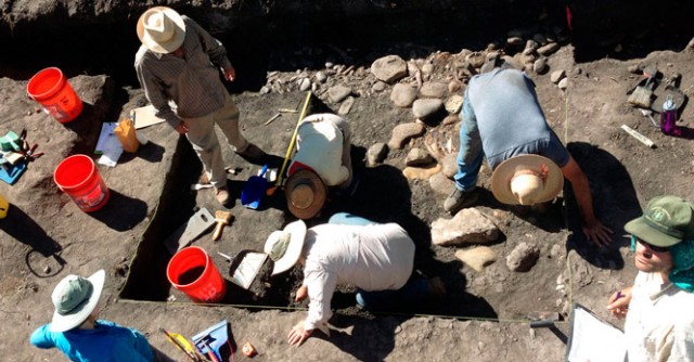 Excavations at the Cave Creek Midden site.