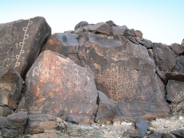 Petroglyph panel at Sears Point. Photo by Aaron Wright. 