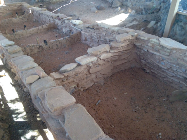 Structure A at Coombs Village (Anasazi State Park) shows the “ladder” construction technique (page 40). Image courtesy of Douglas McFadden