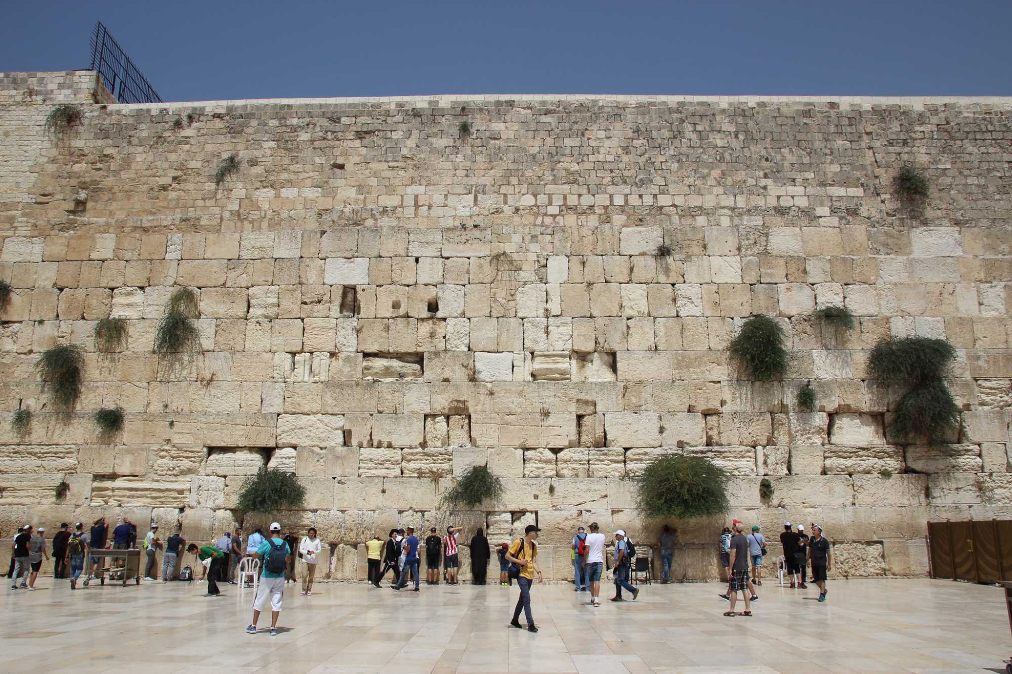 Jerusalem Old City Western Wall (Wailing Wall, Kotel, or Buraq Wall). Image: Gary Todd, via Flickr (public domain)