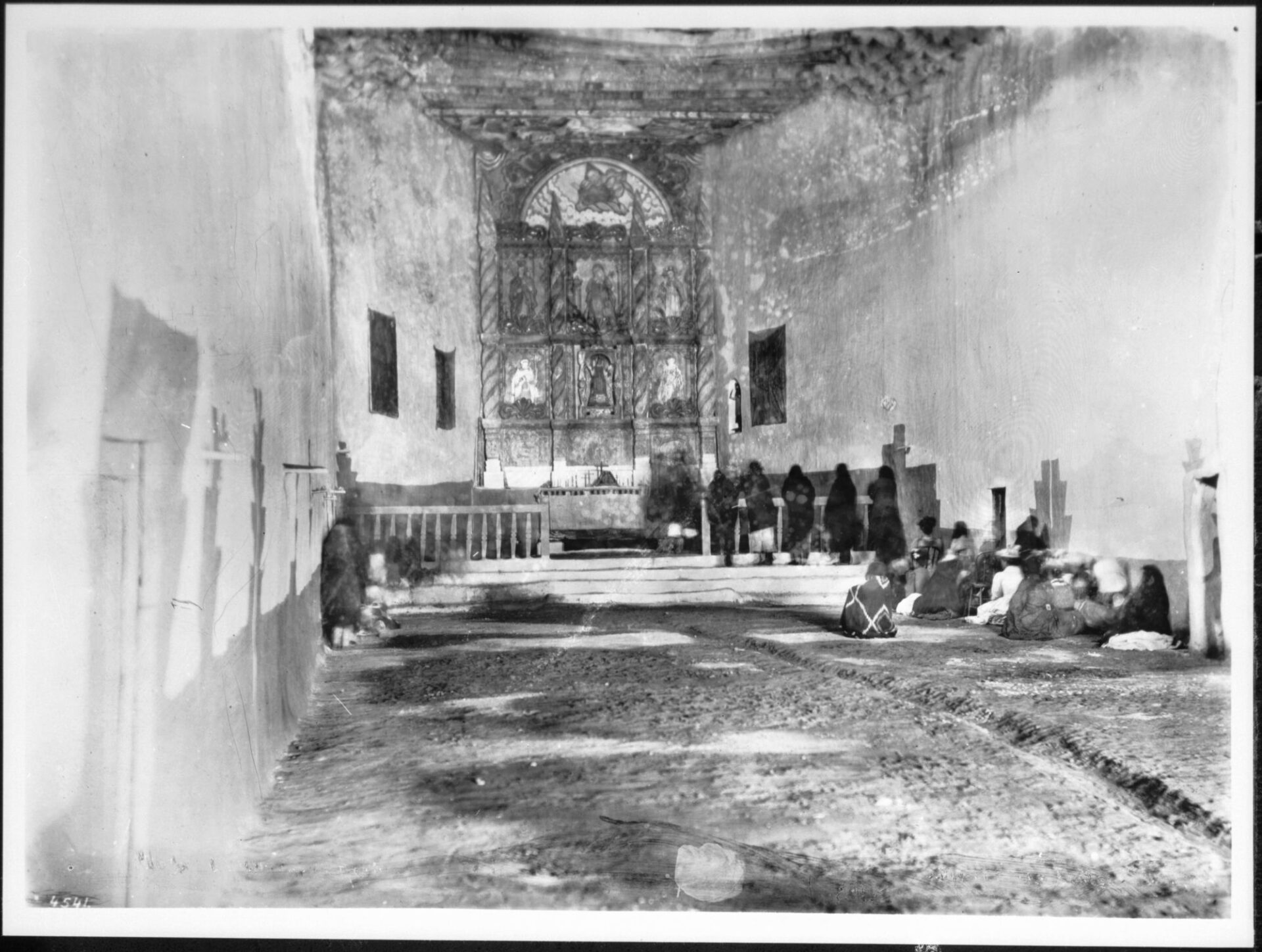 Today, photography inside the church is strictly prohibited out of respect for Acoma traditions. However, this historical image offers a rare glimpse into the church’s interior before the Acoma people reclaimed and renovated it to reflect their own beliefs and cultural identity. Image via Wikipedia Creative Commons